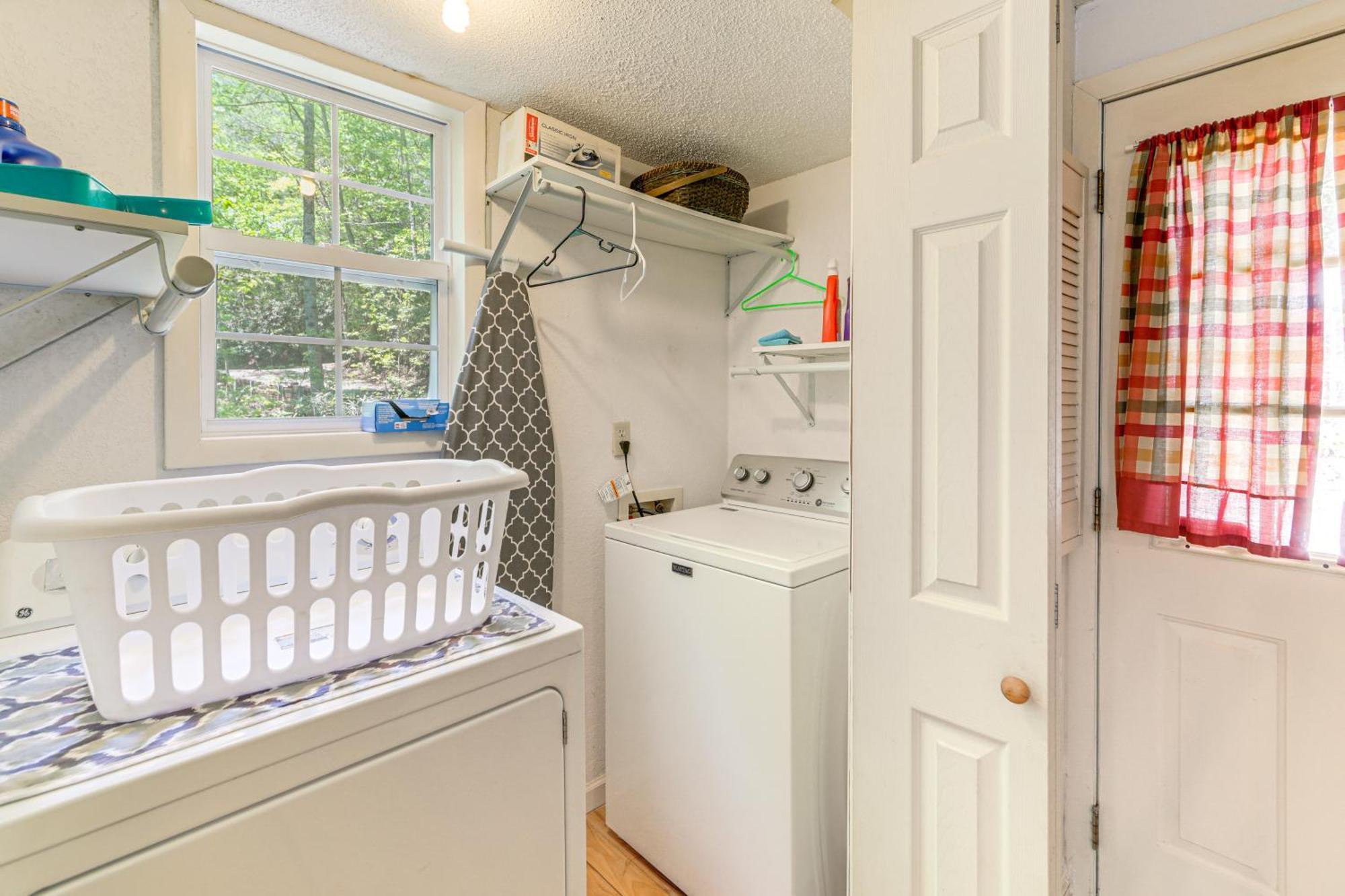 Bryson City Cottage With Hot Tub And Waterfall Views! Exterior photo